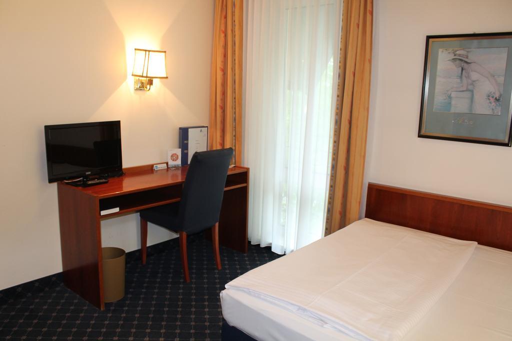 Hotel Aida Budget Hotel 2*